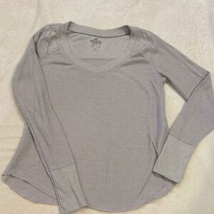 Hollister Women's Heather Gray Ribbed Long Sleeve Tee